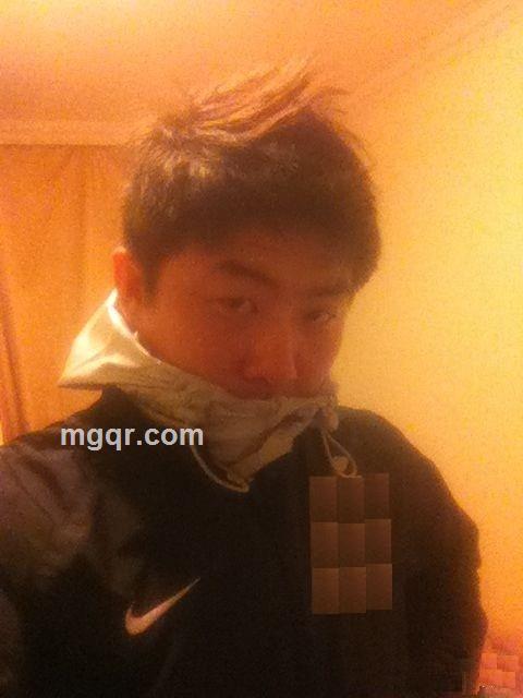 背对夕阳ll的头像