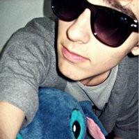 初试风月场的头像