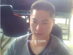 月夜空虚的头像