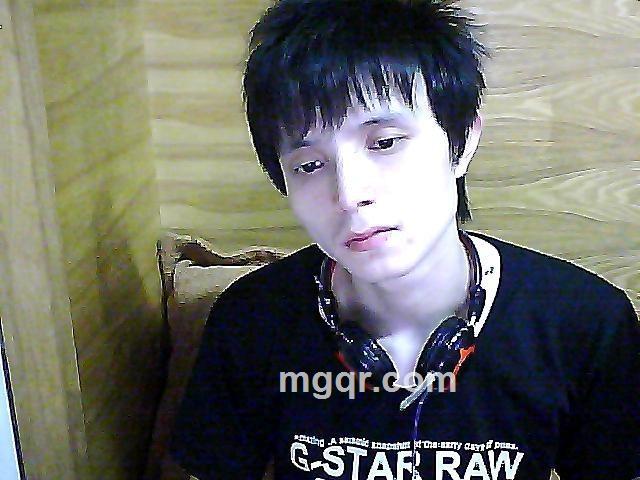 黑色 旋风的头像