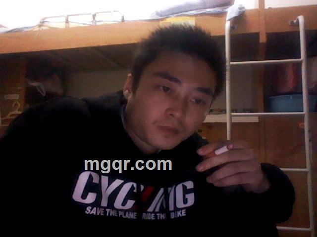 天空帅哥的头像