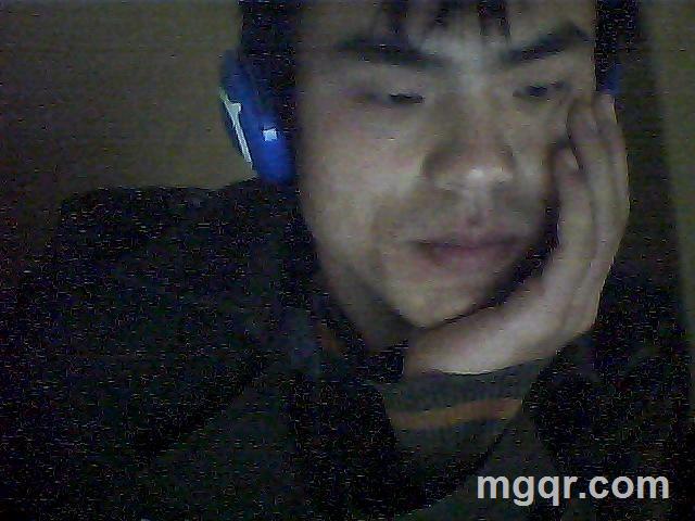 找个姐姐来爱我 的头像