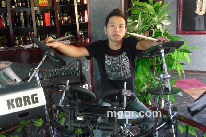 爱可以多点的头像