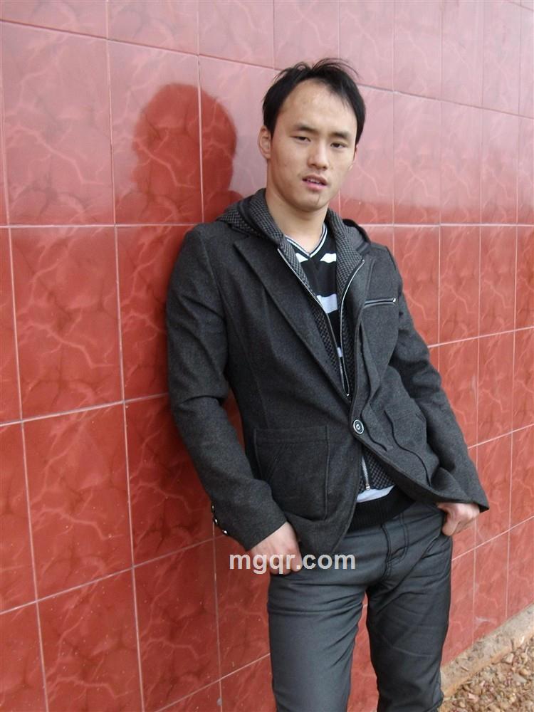 蓄谋情依的头像