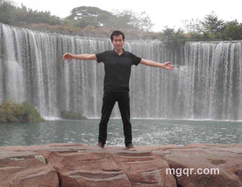 午夜青春的头像