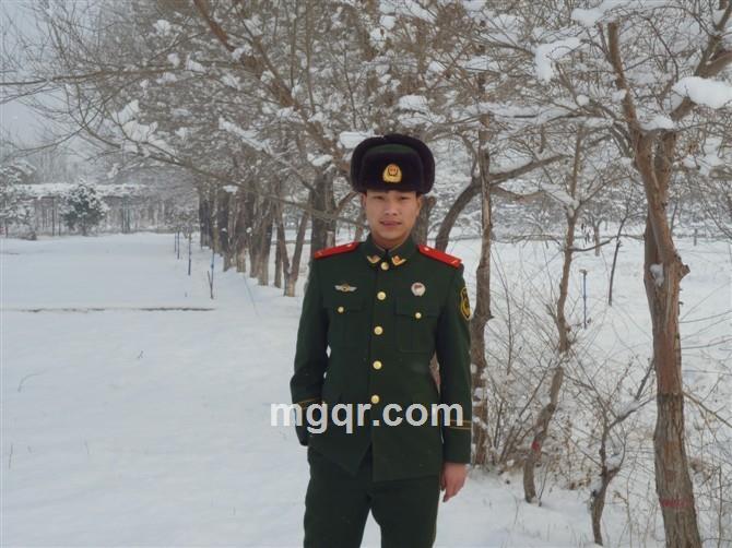 白色的、雪的头像