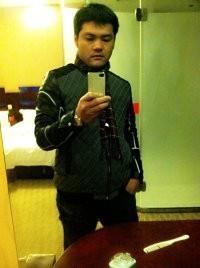 一个男Ren的头像