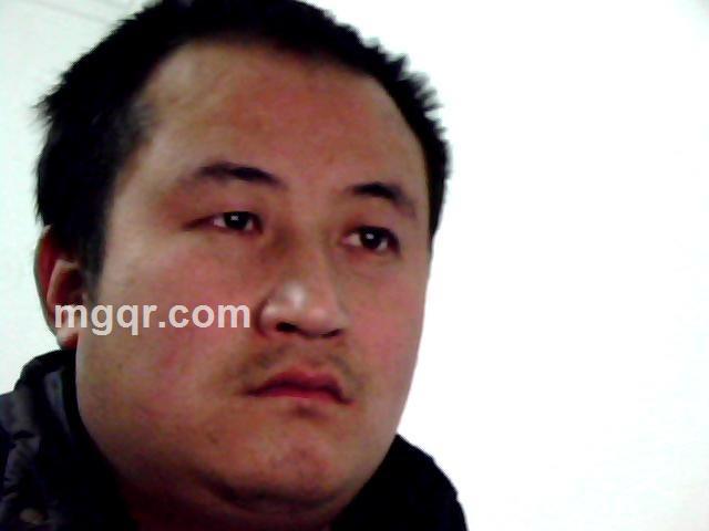 成熟的核桃的头像