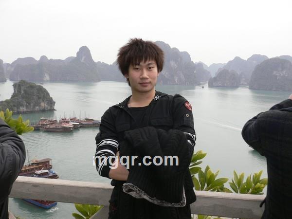 偷腥的深白色的头像