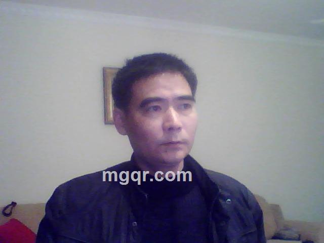 实在 不愿寂寞的头像