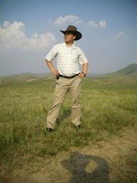 英雄正年的头像