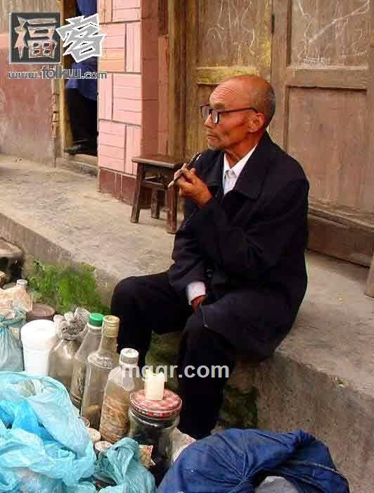 爱不到，吻得到的头像