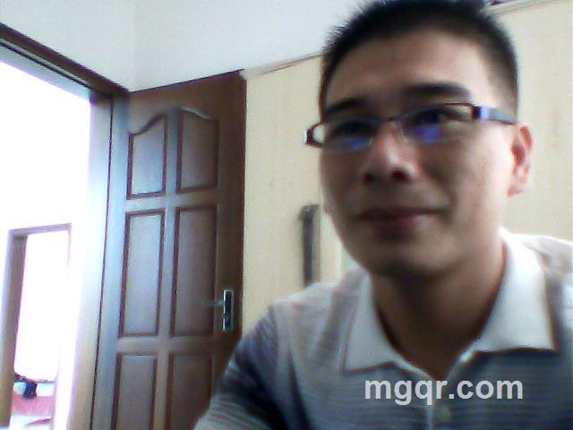 离婚的痛苦的头像