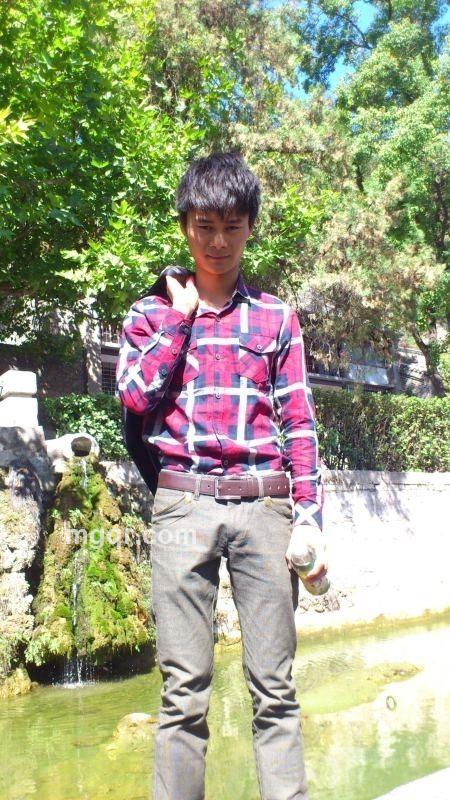 一零三七九三二零六二的头像