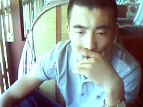 男人活出你的快乐的头像