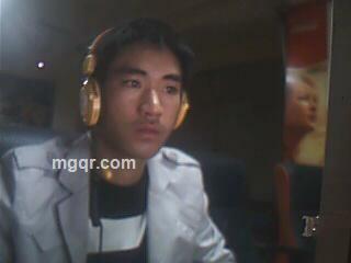 爱你愿意不的头像