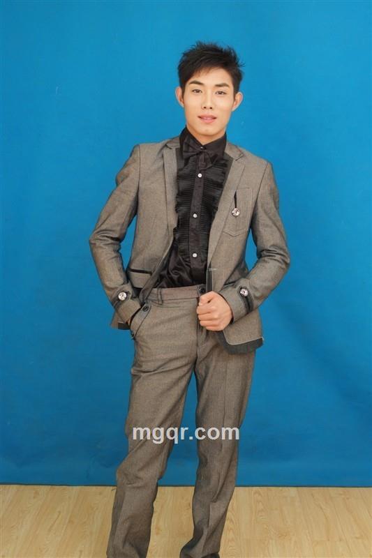 哥等你很久了的头像