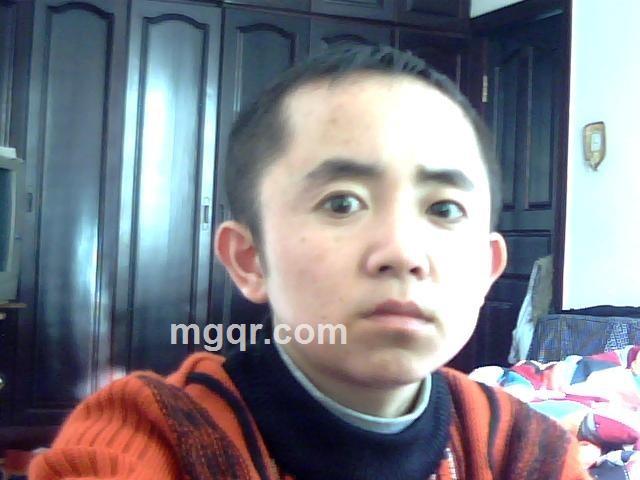 单身袖珍男人的头像