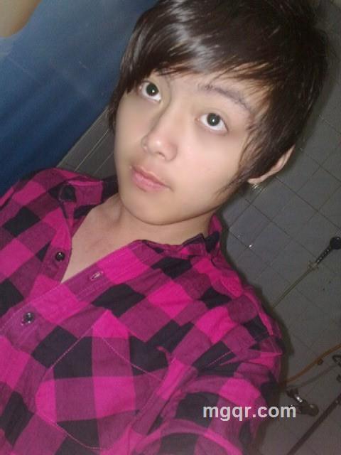 陌上殇。的头像