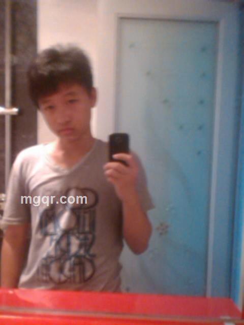 十七岁少男的头像