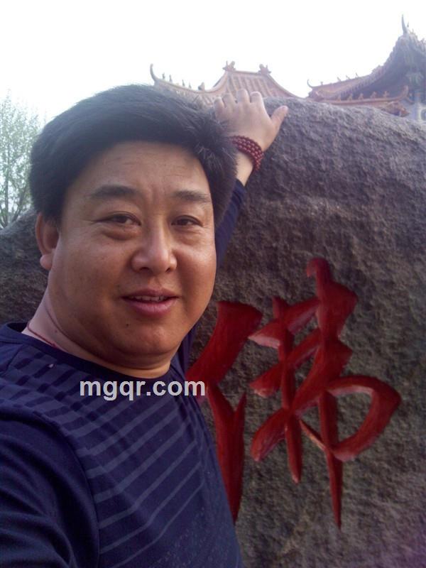 梅花红立的头像