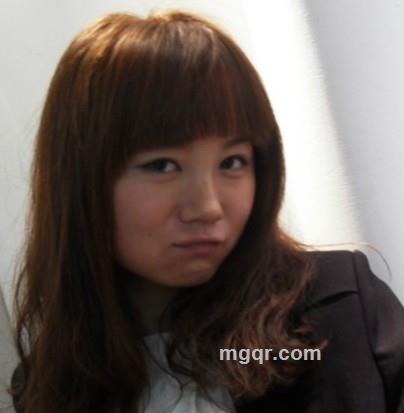 复古大女孩的头像