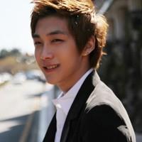 东东南南的头像