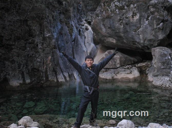 和尚爱尼姑的头像