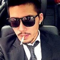 你的脸让我怎么能忘记的头像