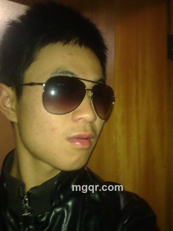 枪与玫瑰123的头像