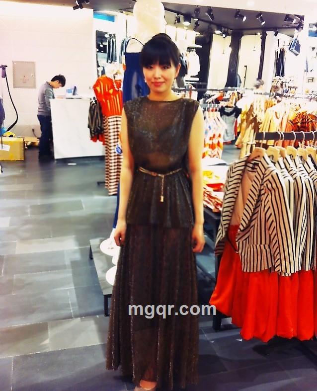 长发飘飘儿的头像