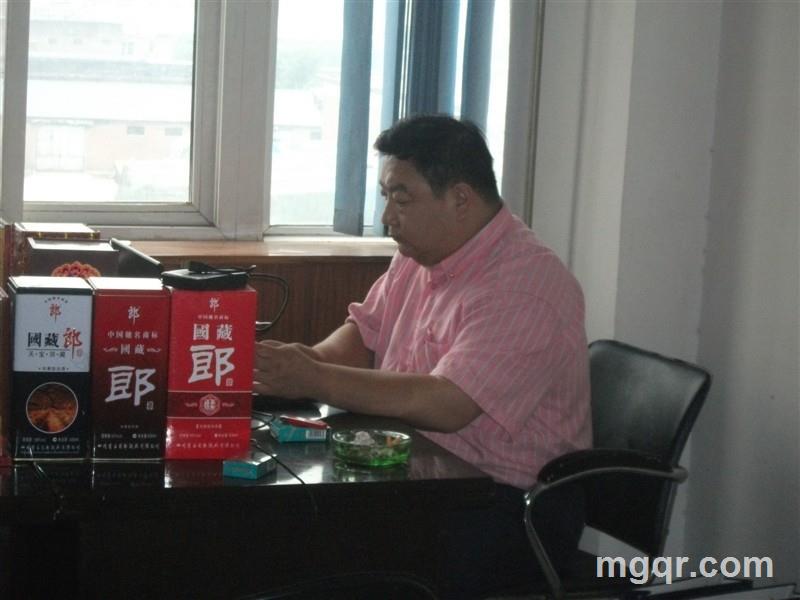 酒酒艳阳天的头像