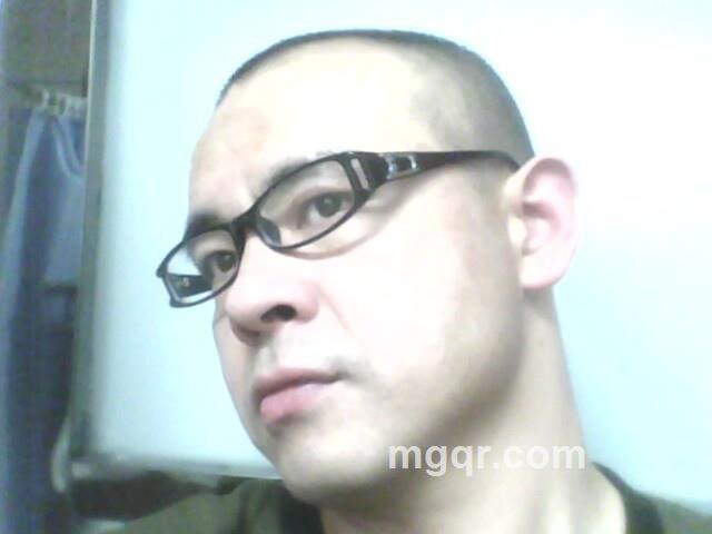 发芽的石头的头像