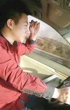 对不起，借过一下的头像