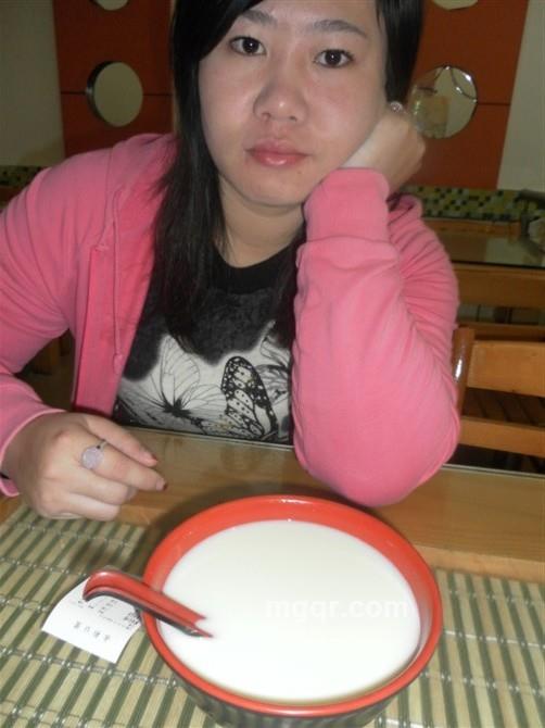 静默无嫣的头像