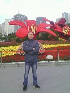 夜深了、精彩的头像