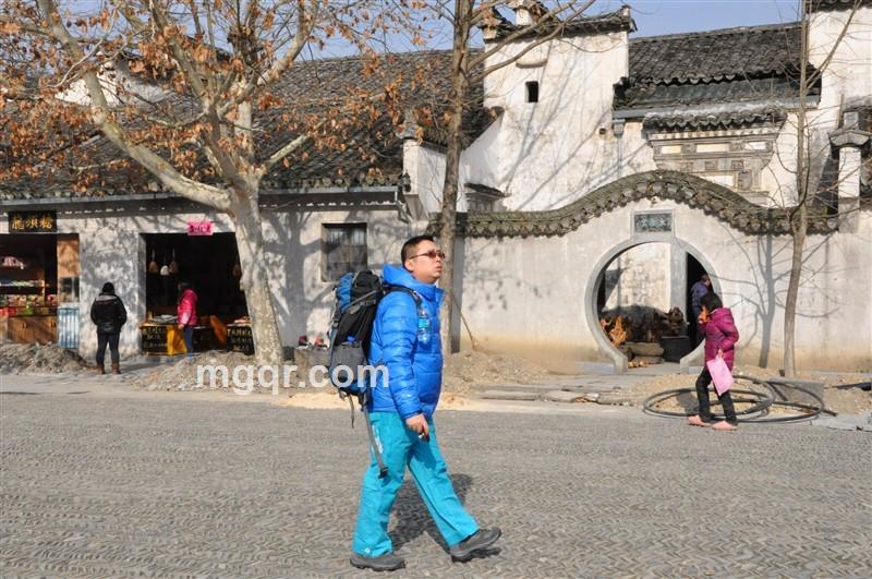 轻点慢点有点疼的头像