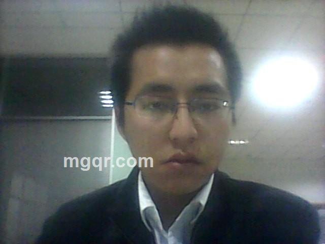 那一夜两人的暧昧的头像