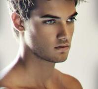 小强小强小的头像