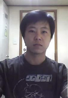 龙在天涯228的头像