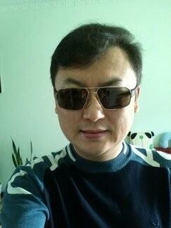 冷漠有情的头像