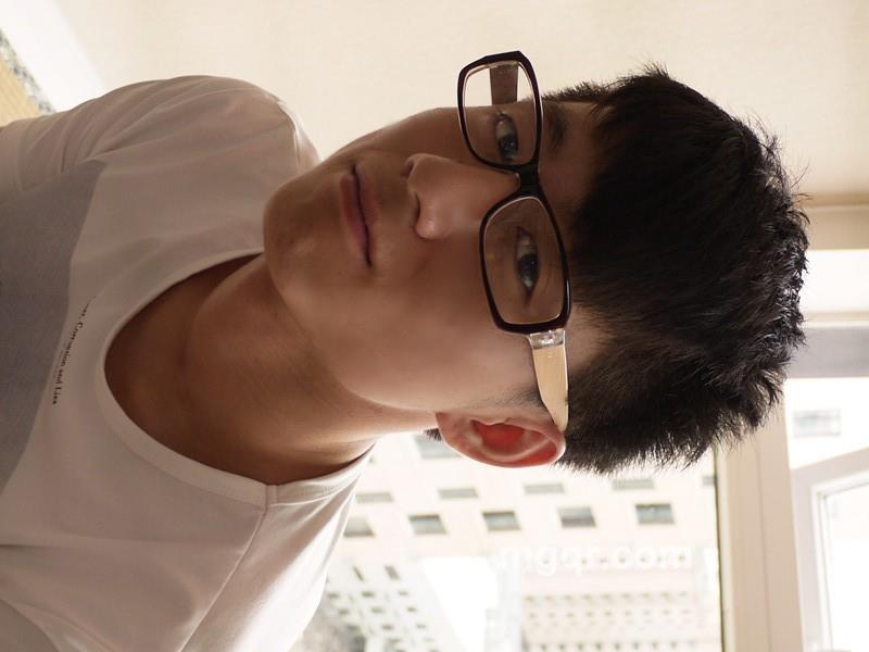 欢快的发动机的头像