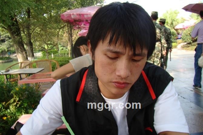 坚决抵制寂寞的头像