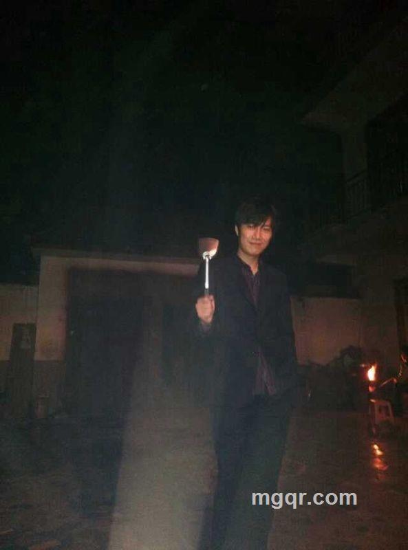 *股不算大的头像