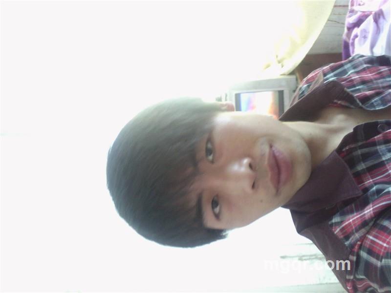 一个感性却没有的头像