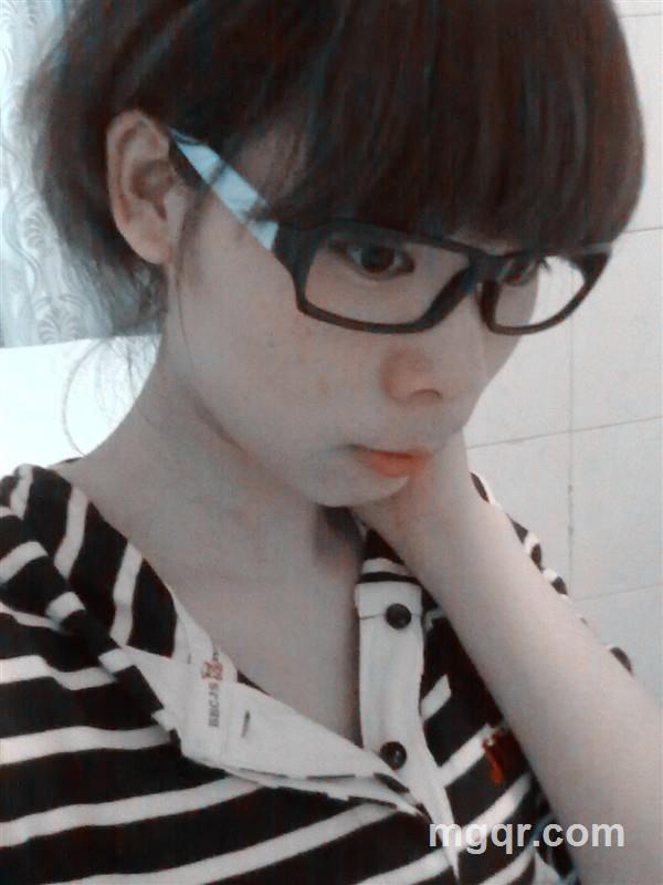 风情万种小秦忘**的头像