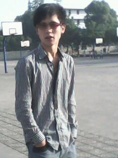 持续暧昧的头像