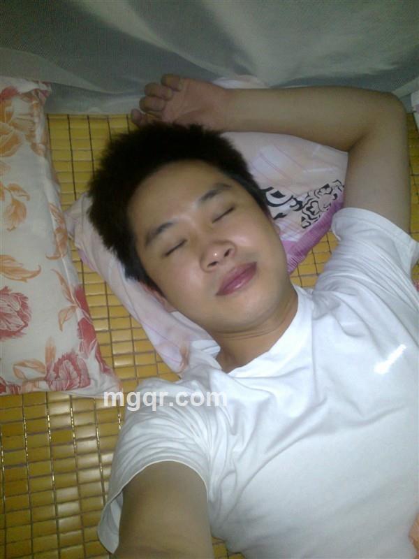 白白人人的头像