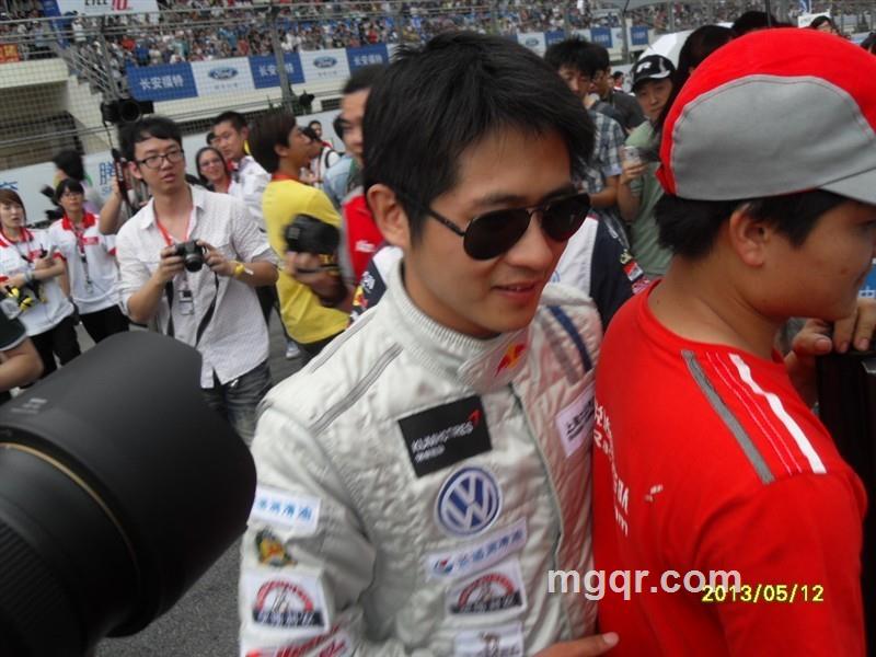 夜夜夜、浮夸的头像