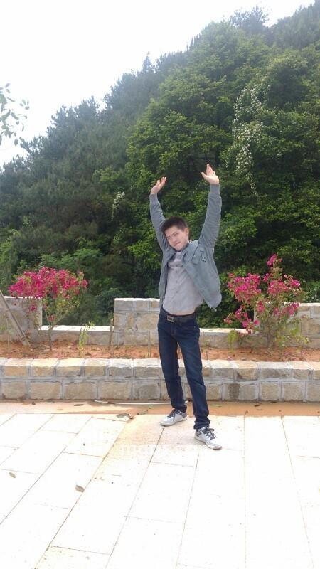 哥的,忧伤的头像